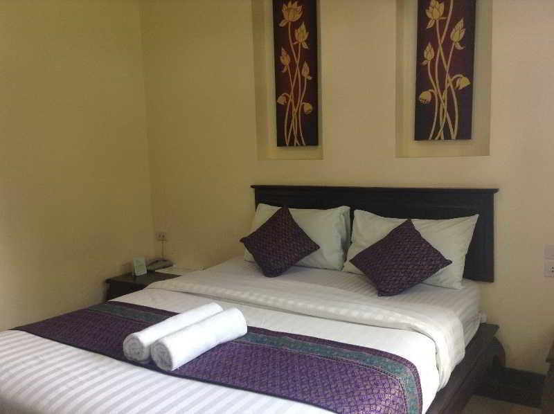 Baan Andaman Hotel Krabi town Екстериор снимка