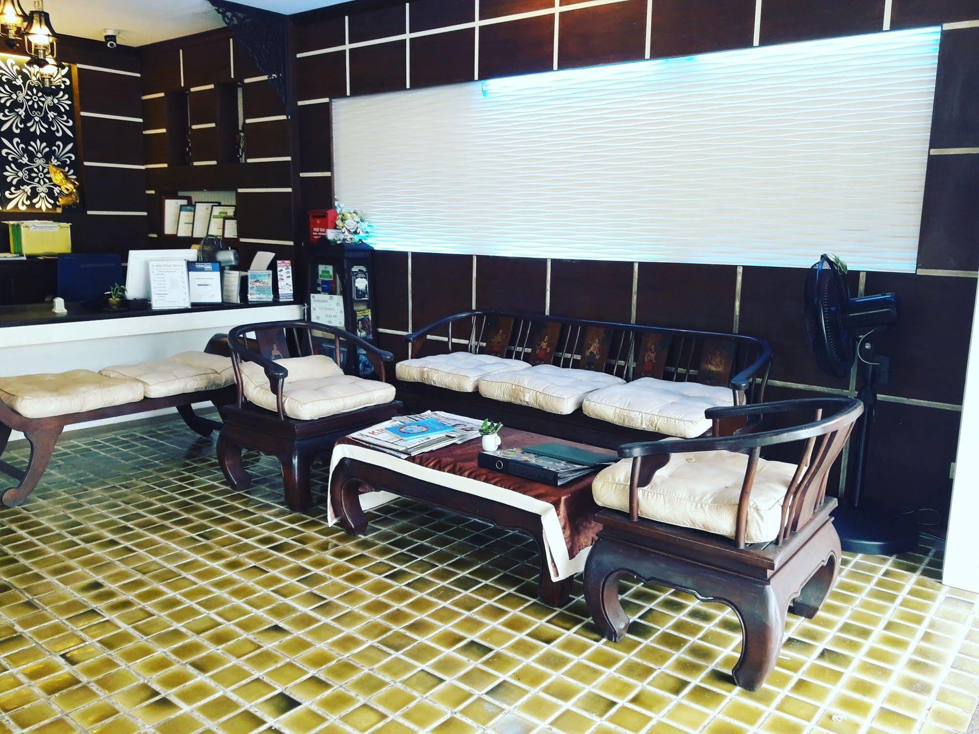 Baan Andaman Hotel Krabi town Екстериор снимка